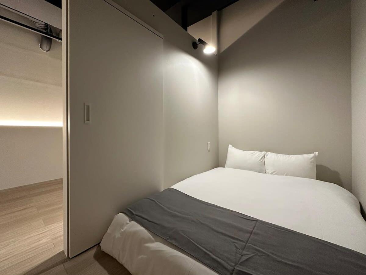 Bhotel New Small Hotel - Hondori Shopping Arcade 히로시마 외부 사진